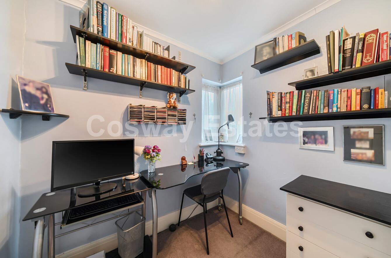 Edgware Way, Edgware, HA8, Edgware